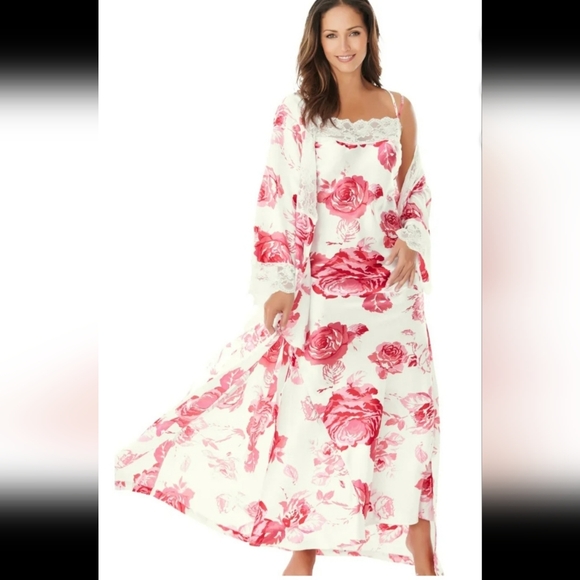 Amoureuse Plus Size The Luxe Satin Long Peignoir Set. Sz 4x. New - Picture 1 of 10
